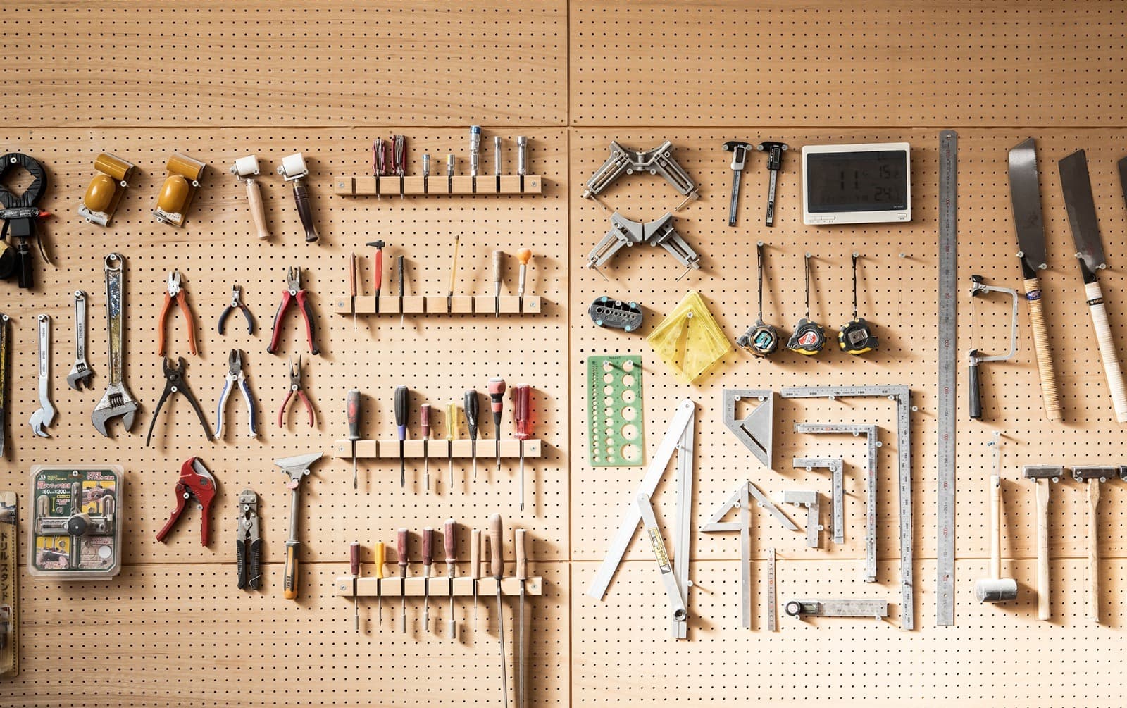 Misterworker USAG Black Friday Sale: Quality Tools with Fast Global Shipping