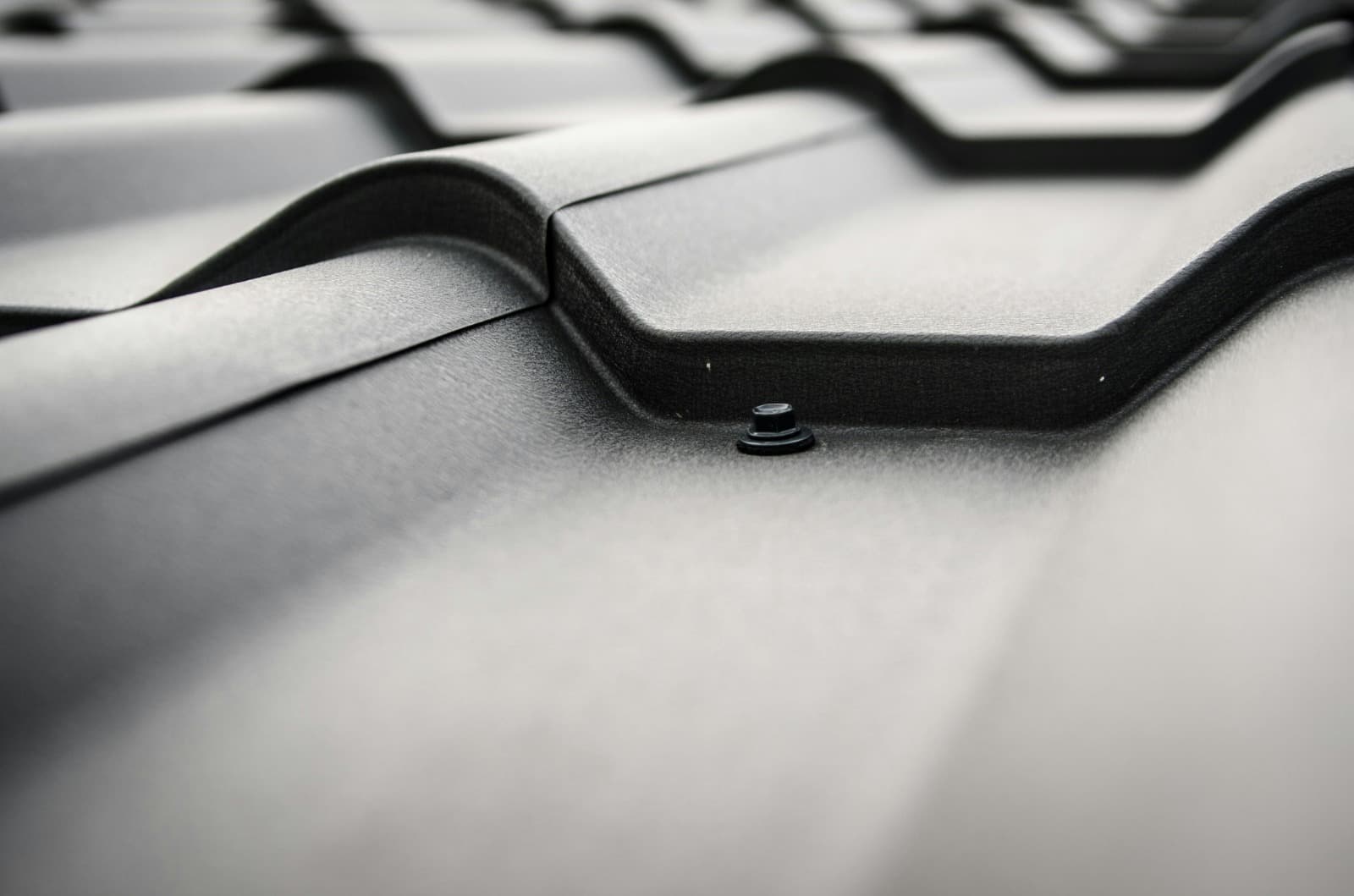 Standing Seam Metal Roof for Elegant, Durable Roofing
