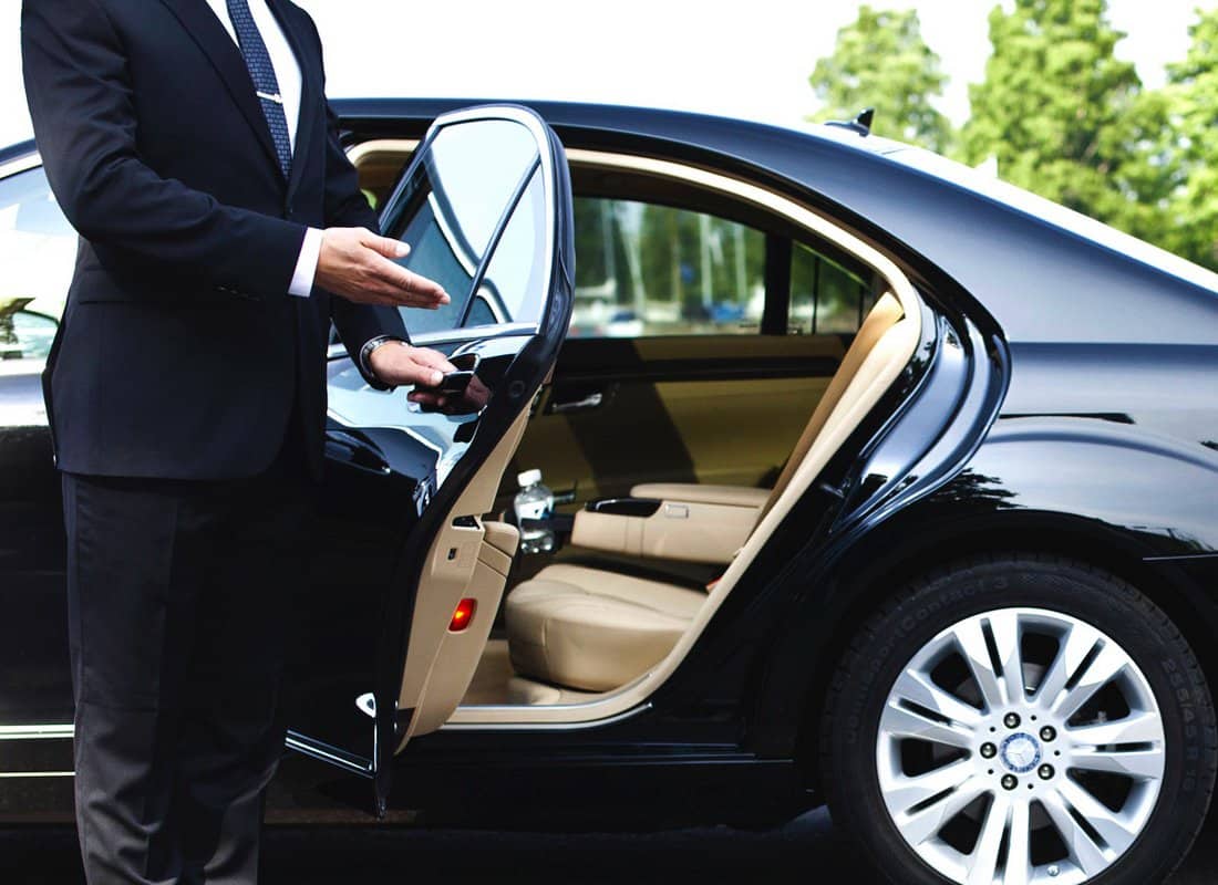 Fast &amp; Safe Vancouver to Seattle Limo Service
