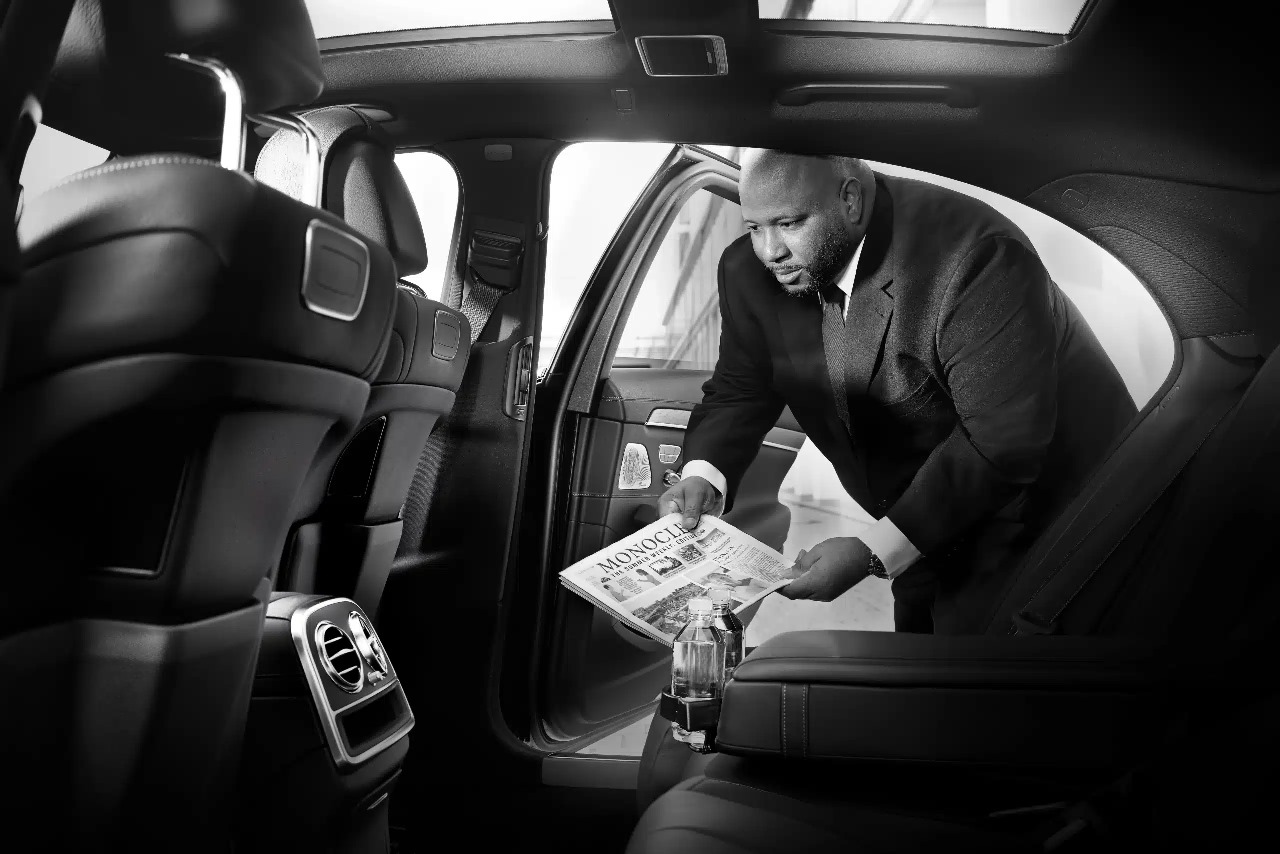 Luxury Black Car Service Vancouver for Corporate &amp; Personal Travel