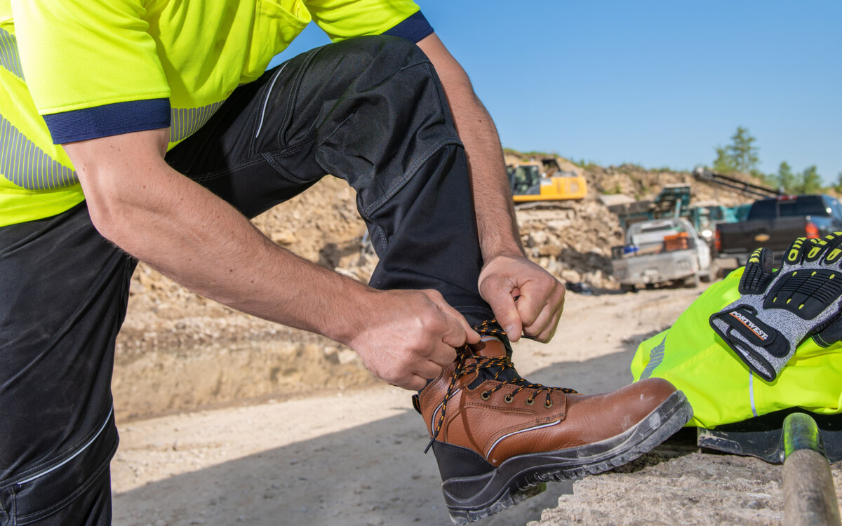 Shop Online Safetoe Steel Toe Shoes Kenya via Bekam Orbit Enterprise