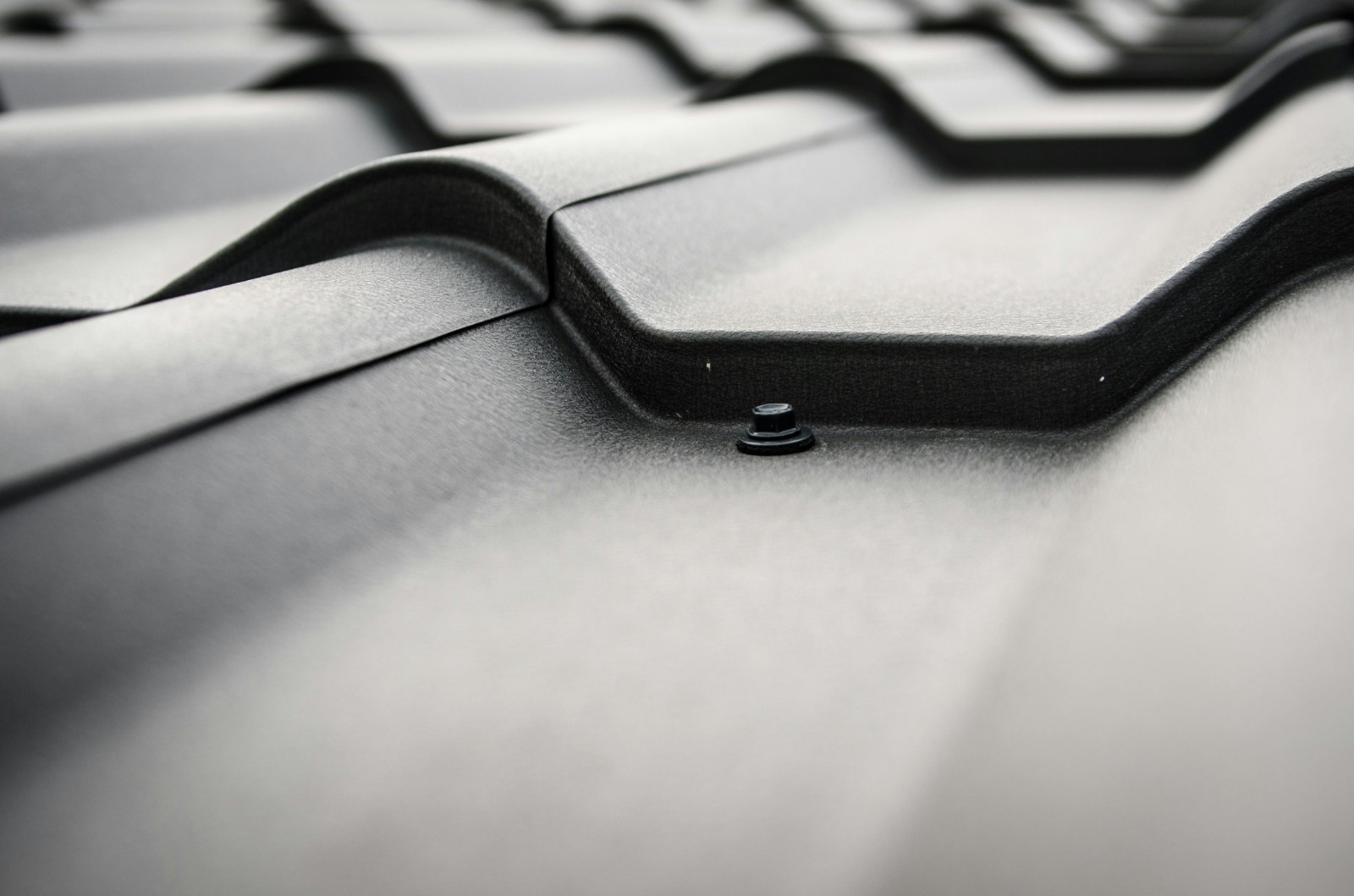 Standing Seam Metal Roof for Elegant, Durable Roofing